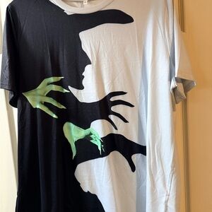 Women’s Wicked Witch of the West T-shirt (XXL)